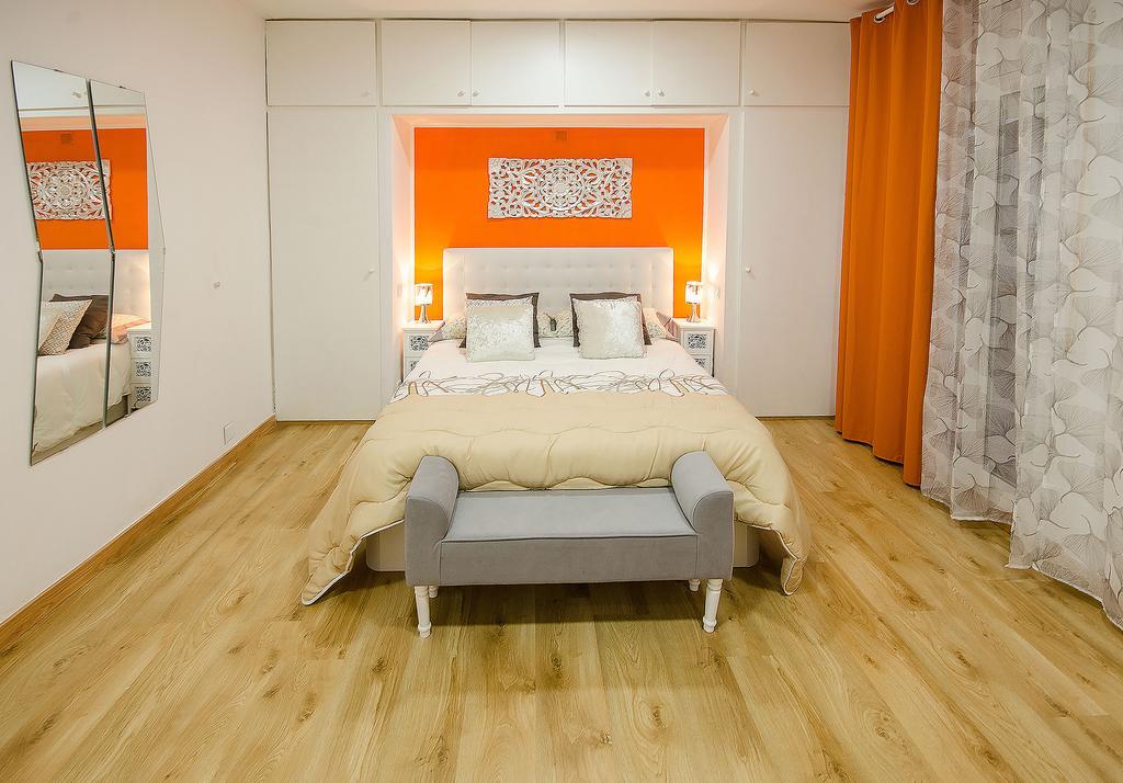 Oscar Apartments Estacion سيدجيس المظهر الخارجي الصورة
